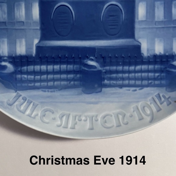 Antique 1914 CHRISTMAS PLATE / Bing & Grondahl / AMALIENBORG PALACE / Copenhagen - Picture 3 of 7